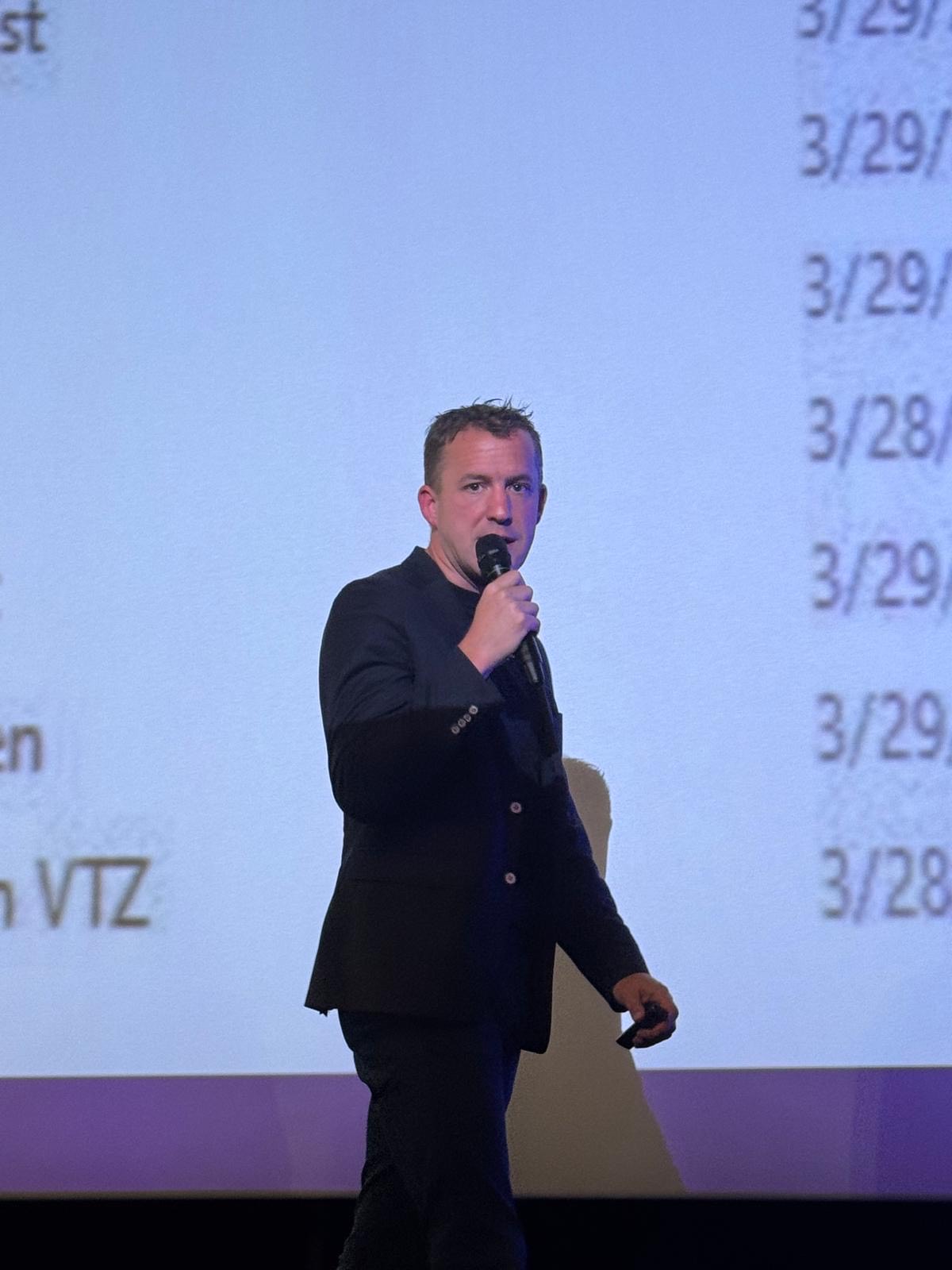 Tom de Haan op het podium